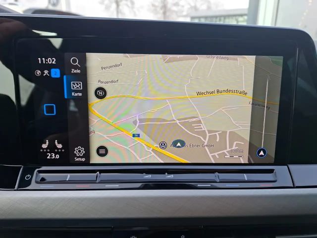 Volkswagen Golf Life Variant