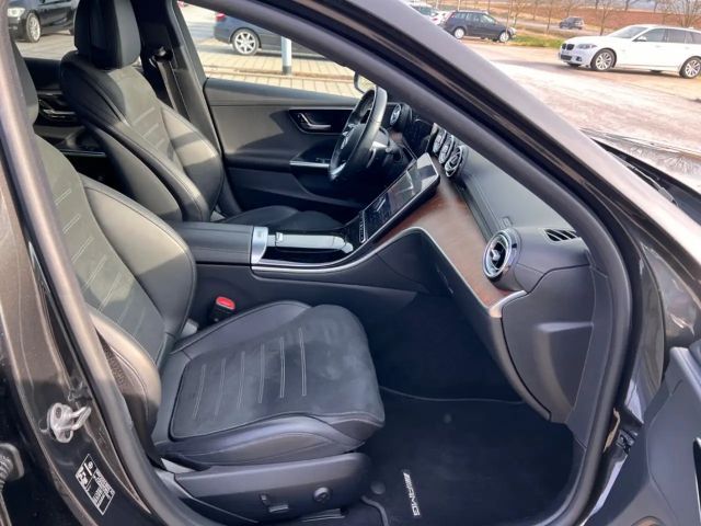 Mercedes-Benz C 300 AMG Line C 300 d Sedan