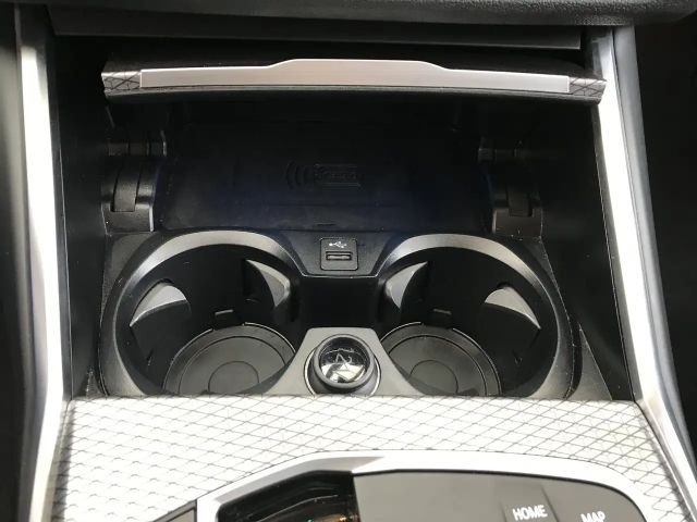 BMW 320 320d M-Sport xDrive