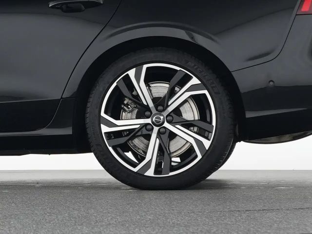 Volvo V60 AWD Dark Plus Recharge T8