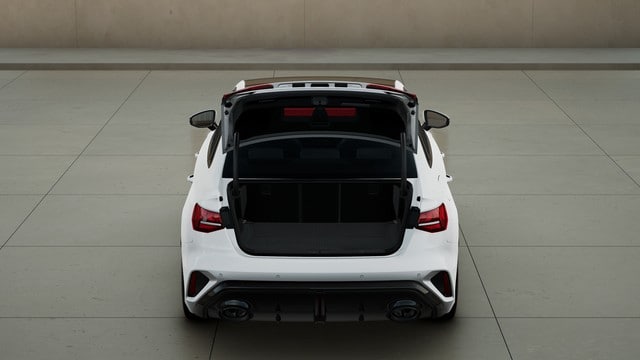 Audi RS3 Quattro S-Tronic Sedan