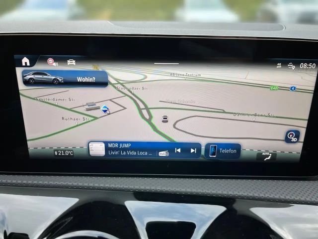 Mercedes-Benz A 180 AMG Line