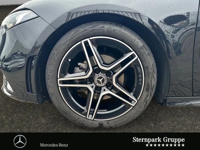 Mercedes-Benz A 180 AMG Line