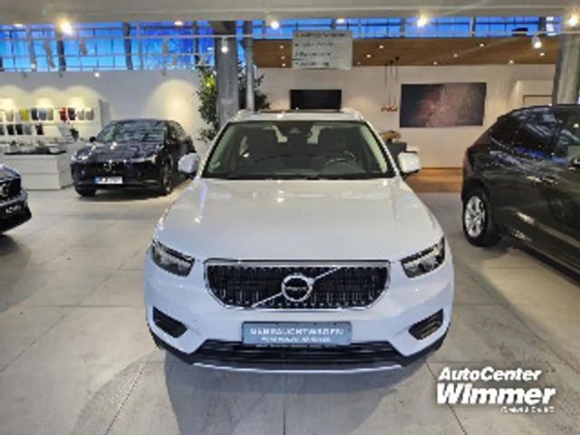 Volvo XC40 Momentum T3