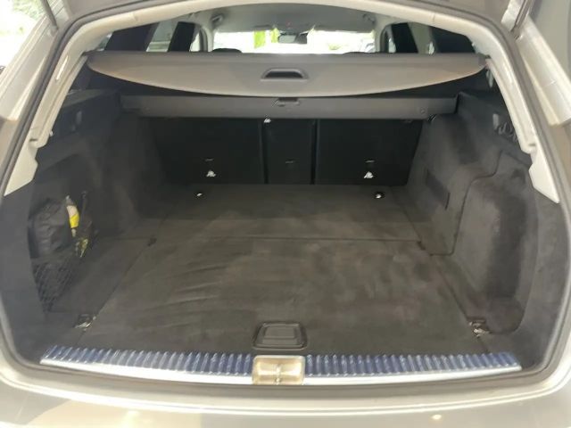 Mercedes-Benz E 220 E 220 d Estate