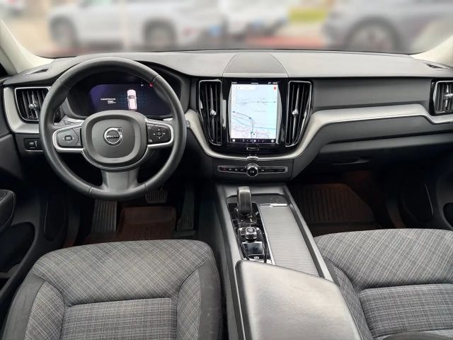 Volvo XC60 AWD Momentum
