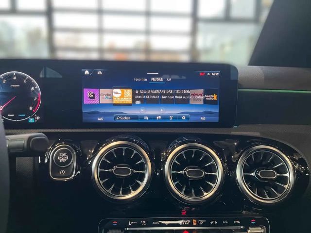 Mercedes-Benz A 35 AMG 4MATIC AMG Line