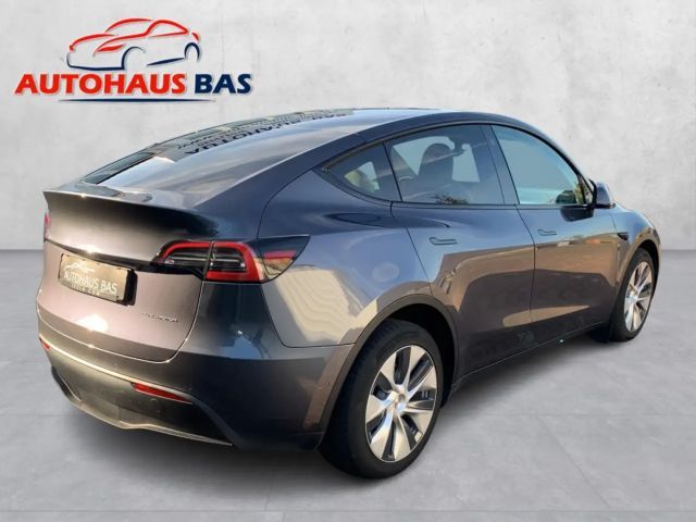 Tesla Model Y AWD Long Range