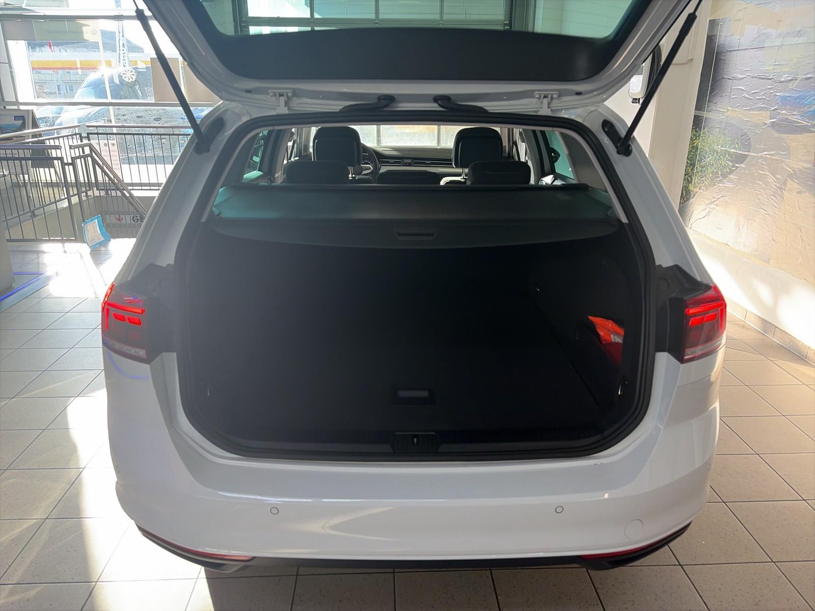 Volkswagen Passat 2.0 TDI Business DSG Variant