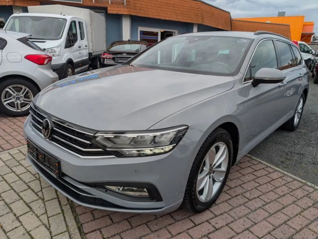 Volkswagen Passat 2.0 TDI Business DSG Variant