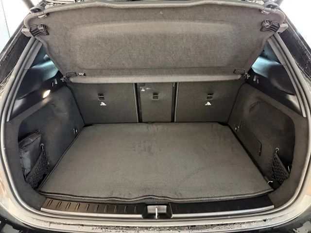 Mercedes-Benz GLA 200 4MATIC GLA 200 d