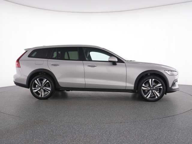 Volvo V60 Cross Country CC