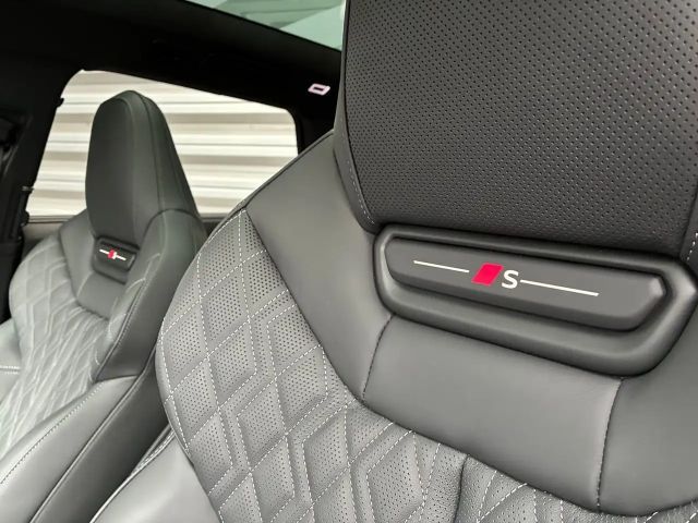 Audi A6 e-tron Quattro