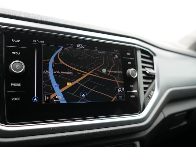 Volkswagen T-Roc T-Roc Active  NAVI SHZ CARPLAY PDC