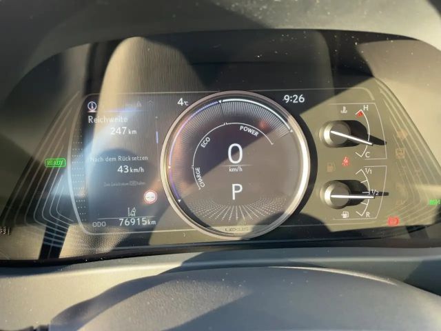 Lexus UX 250h Style Edition