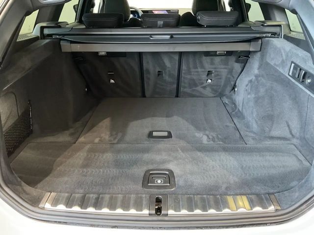 BMW 330 330d M-Sport Touring xDrive