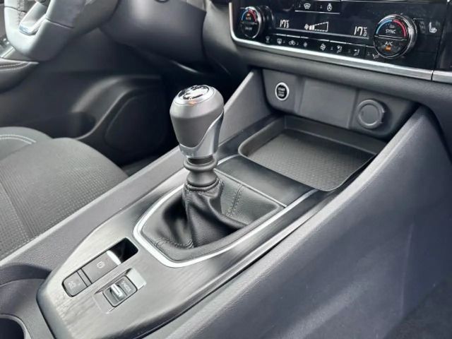 Nissan Qashqai Acenta