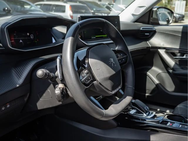Peugeot 2008 Allure Pack EAT8