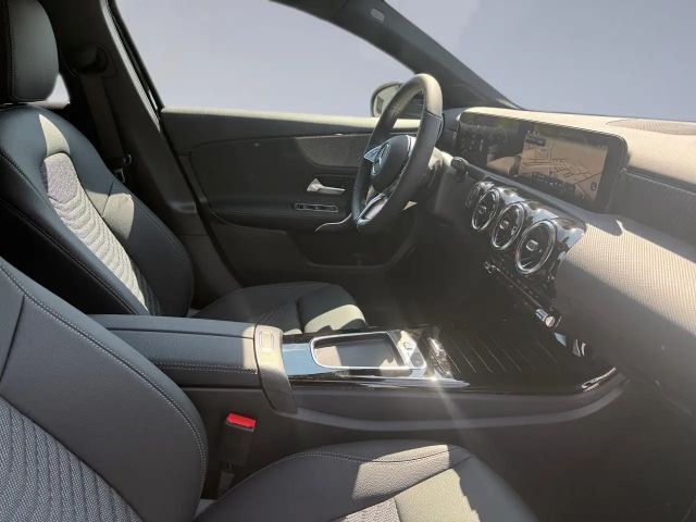 Mercedes-Benz A 200 Progressive