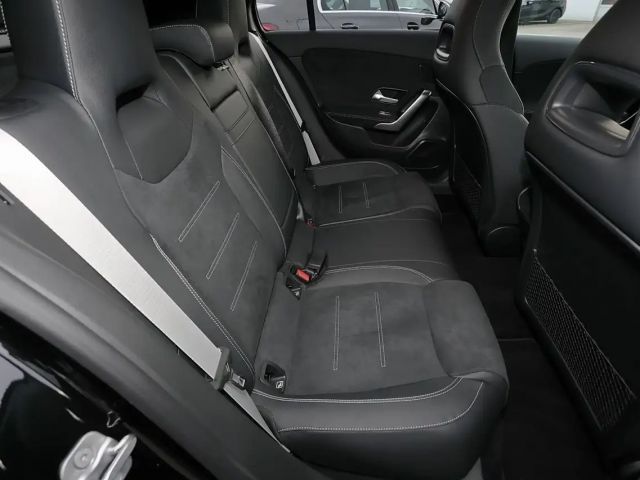 Mercedes-Benz A 200 AMG Line