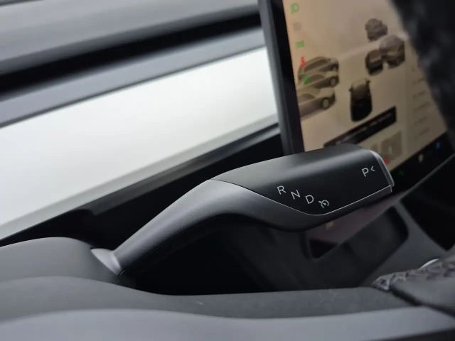 Tesla Model Y AWD Dual Motor Long Range