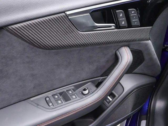 Audi RS4 Avant Quattro