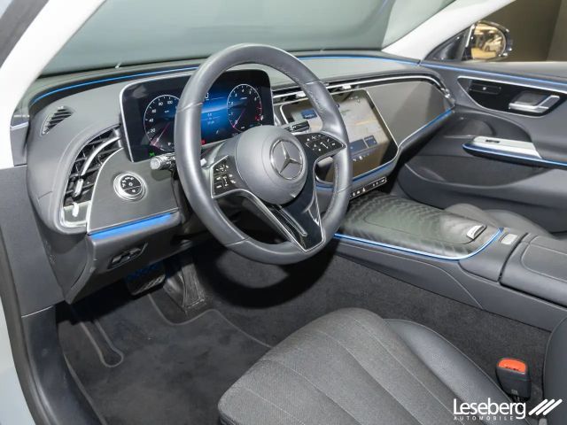Mercedes-Benz E 200 AVANTGARDE Estate