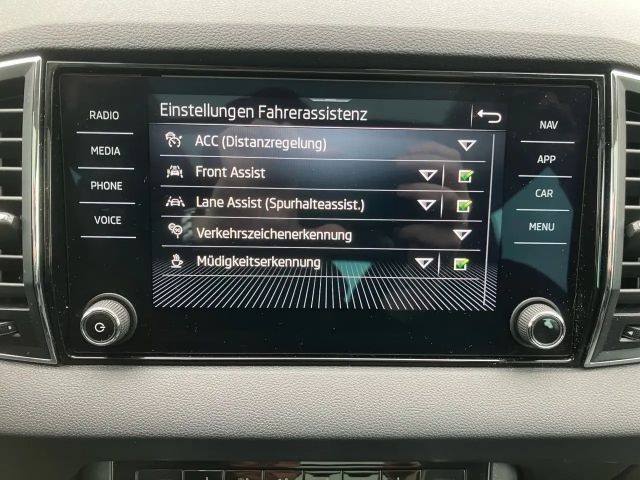 Skoda Karoq 1.5 TSI Tour