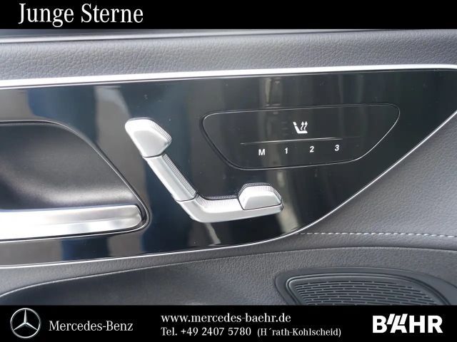 Mercedes-Benz EQE 300 Sedan