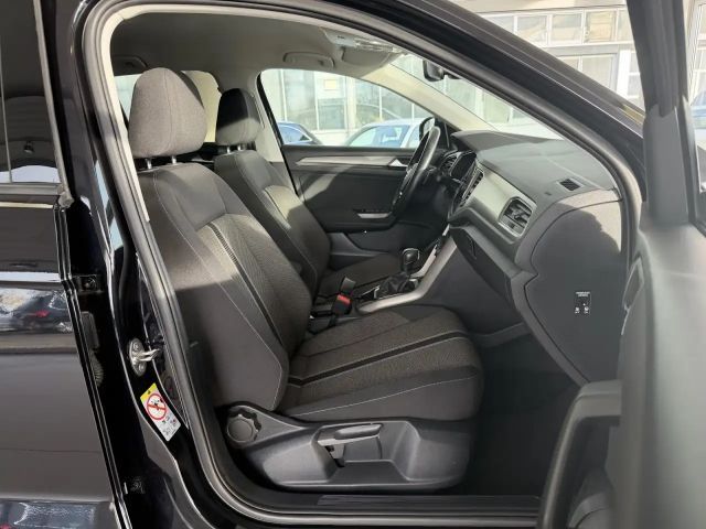 Volkswagen T-Roc 1.5 TSI DSG R-Line