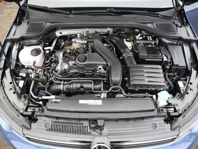 Volkswagen Golf 1.5 eTSI DSG Style Variant