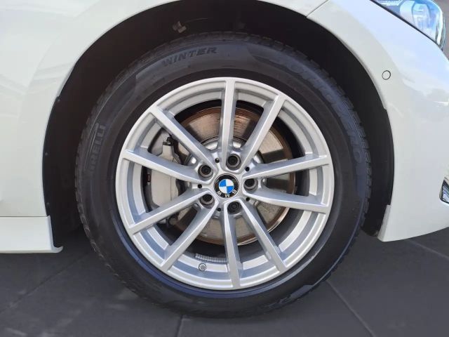 BMW 330 330d M-Sport Touring xDrive