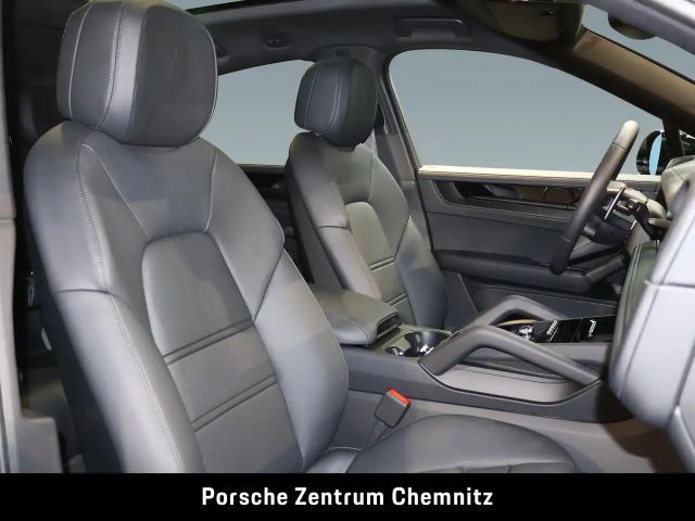 Porsche Cayenne Black Edition Coupé