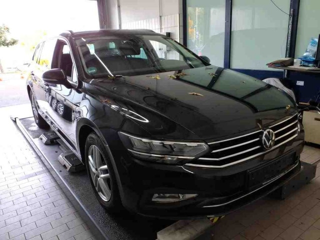 Volkswagen Passat 2.0 TDI Business DSG Variant