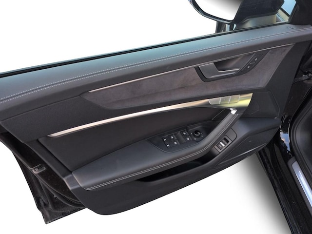 Audi S6 Avant Quattro