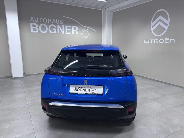 Peugeot E-2008 Active Pack