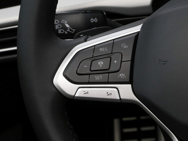 Volkswagen Golf 2.0 TDI DSG Life Move Variant