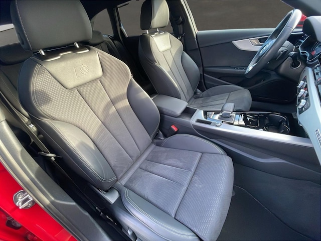 Audi S4 Avant Quattro