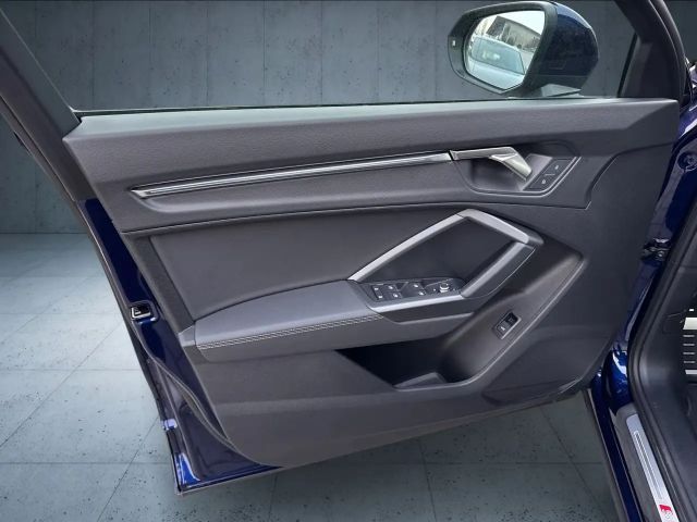 Audi Q3 35 TFSI S-Line