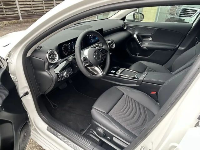Mercedes-Benz A 180 °Automatik° Behaltefrist Feb.2026