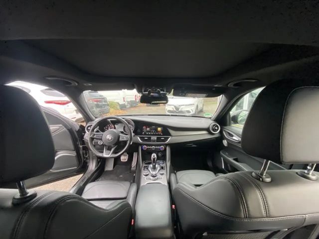 Alfa Romeo Giulia Q4 Veloce