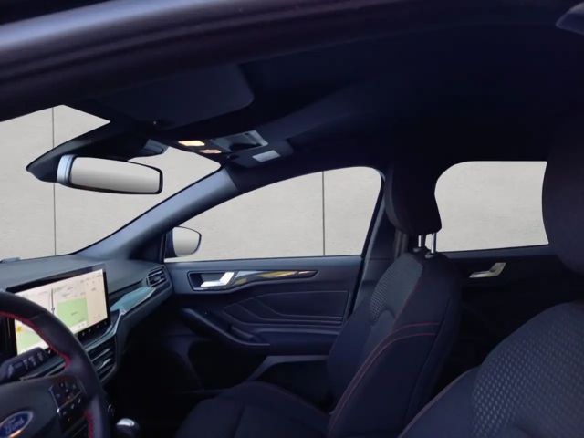 Ford Focus EcoBoost ST Line Wagon