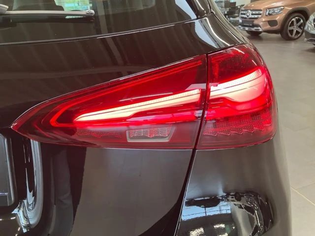 Mercedes-Benz A 200 AMG Line