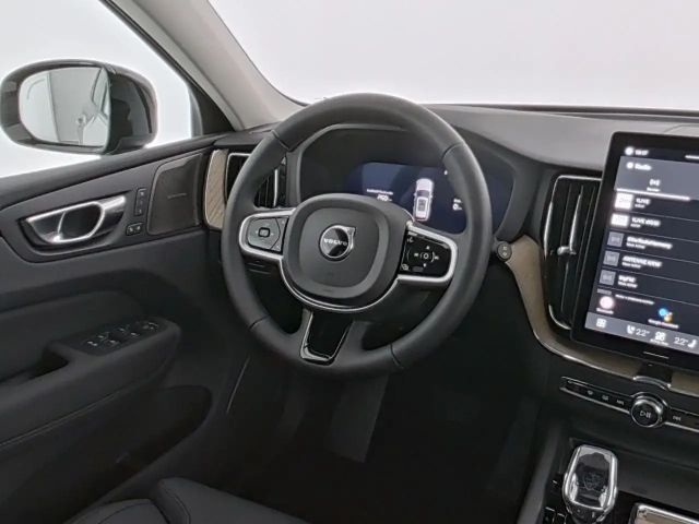 Volvo XC60 AWD Dark Plus T8