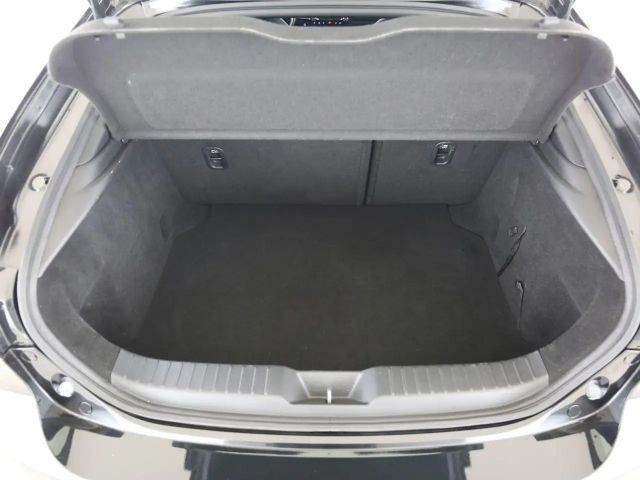 Mazda 3 Selection