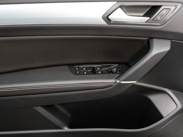 Volkswagen Touran 2.0 TDI DSG R-Line