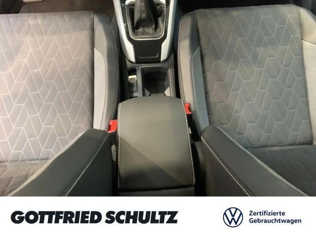 Volkswagen T-Roc GOAL TSI NAVI SITZHEIZUNG EINPARKHILFE LED
