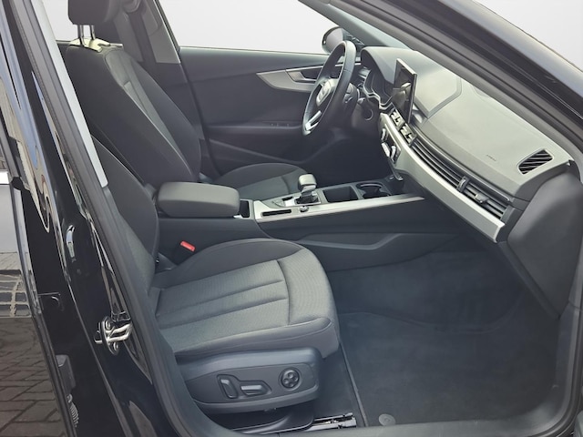Audi A4 40 TFSI Avant S-Line S-Tronic