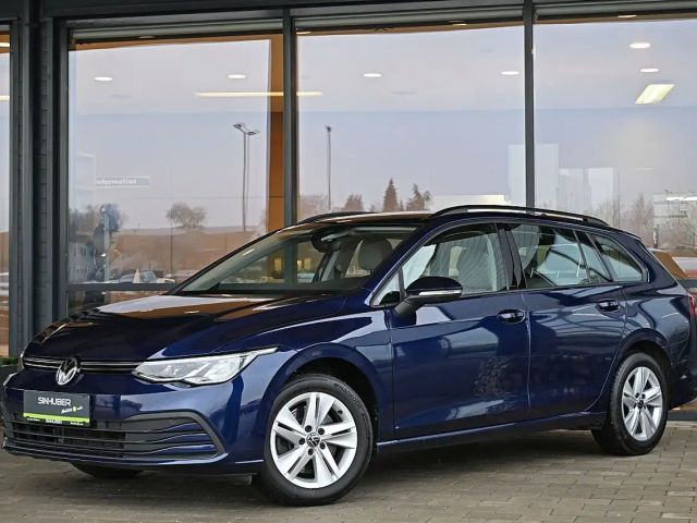 Volkswagen Golf Life Variant