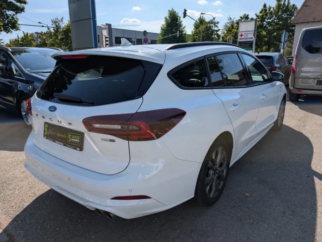 Ford Focus ST Line Wagon